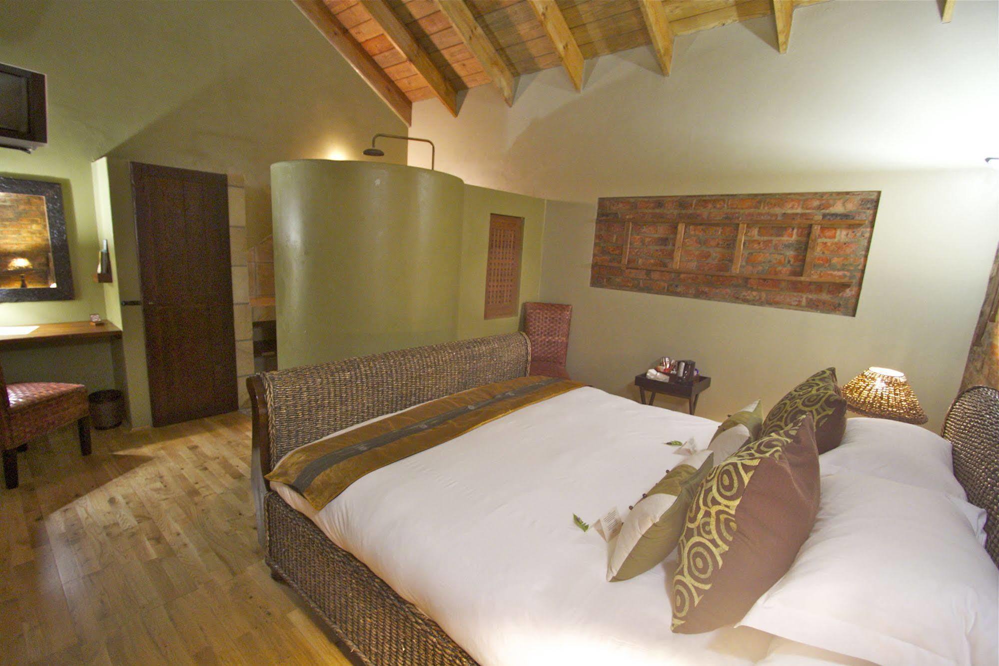 Villachad Guesthouse Kleinmond Exterior photo