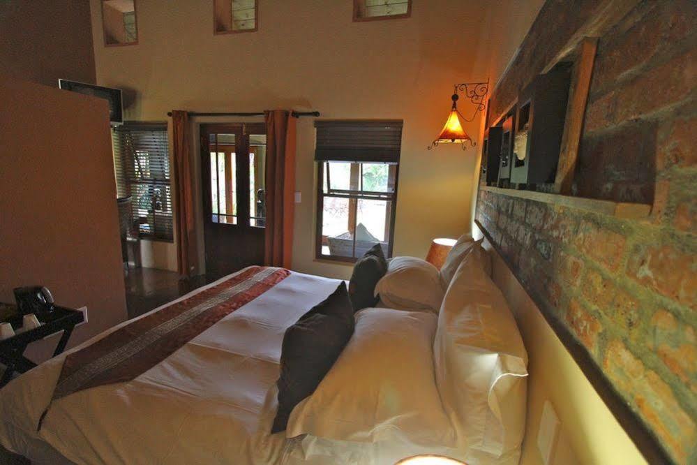 Villachad Guesthouse Kleinmond Exterior photo